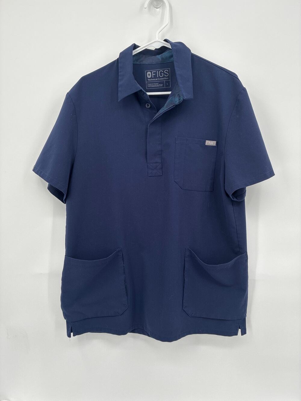 FIGS Casma Three-Pocket Navy Camo Collared Polo Scrub Top Large